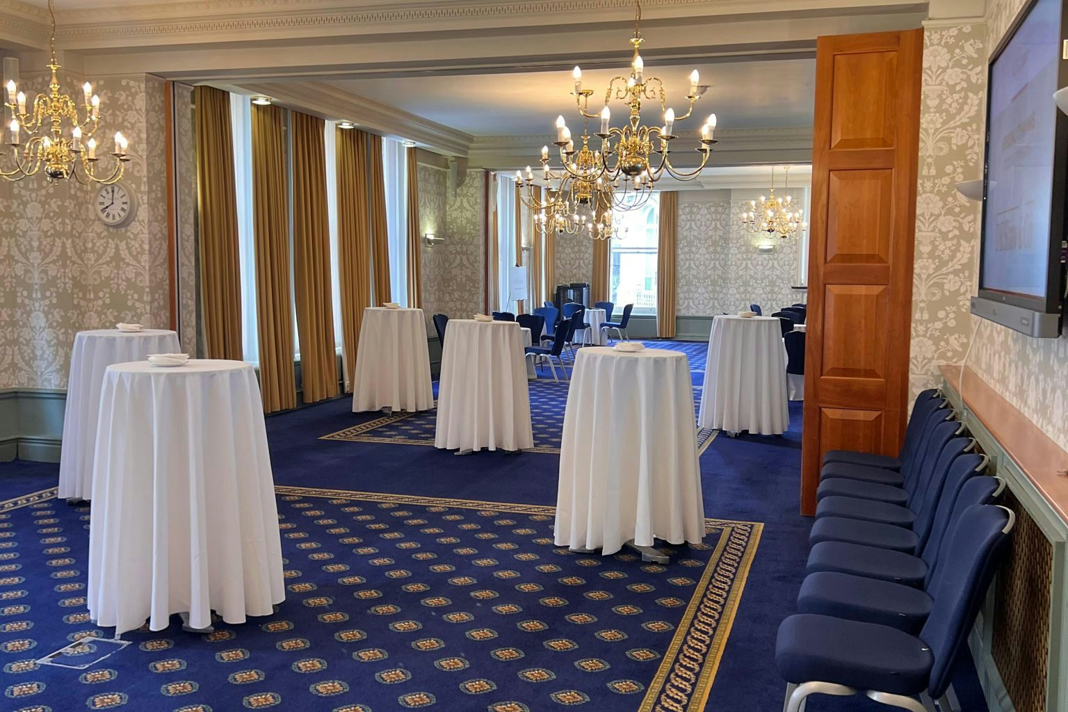 Strand, Fleet & Bell Suite 4