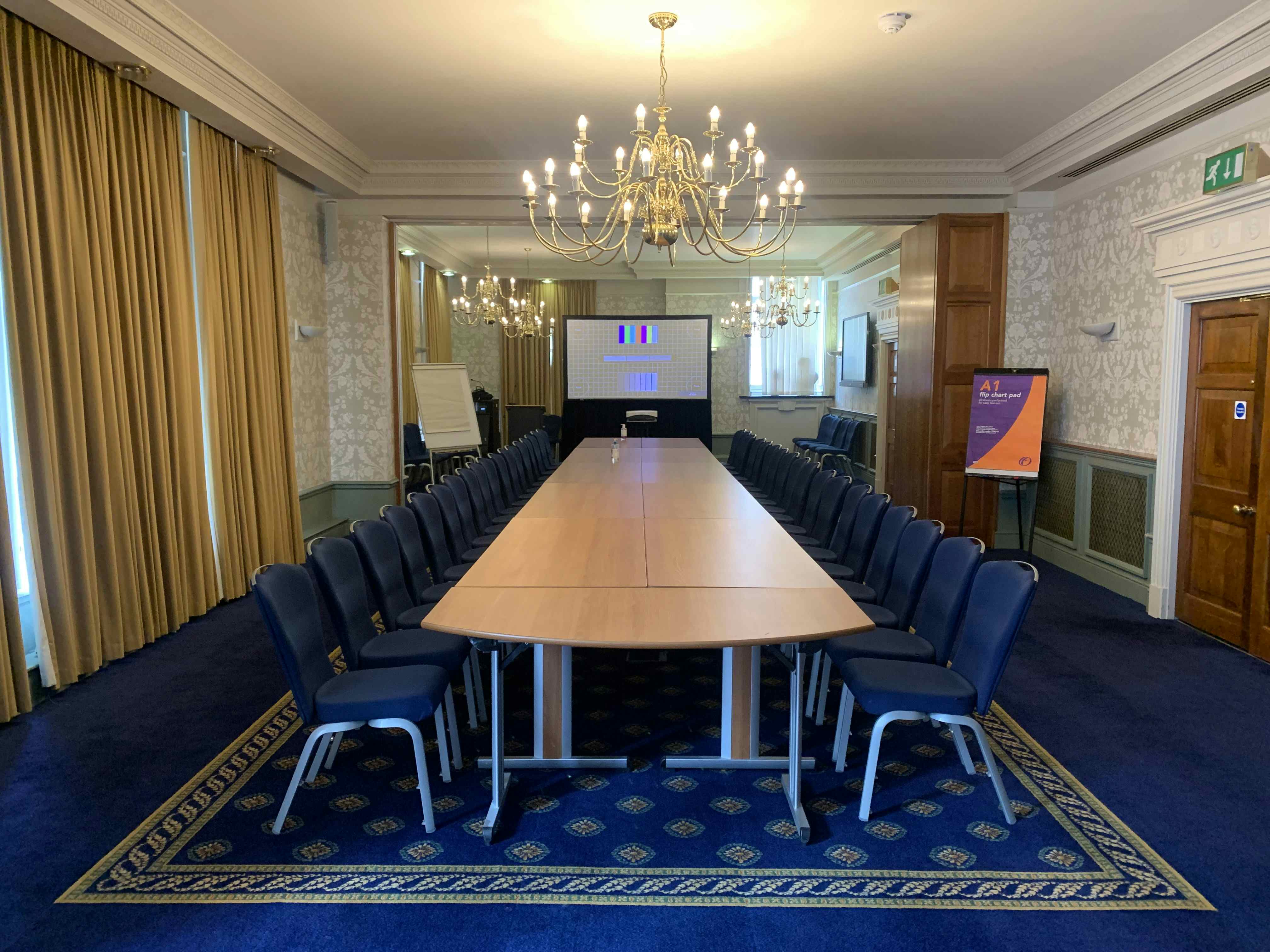 Strand, Fleet & Bell Suite  3