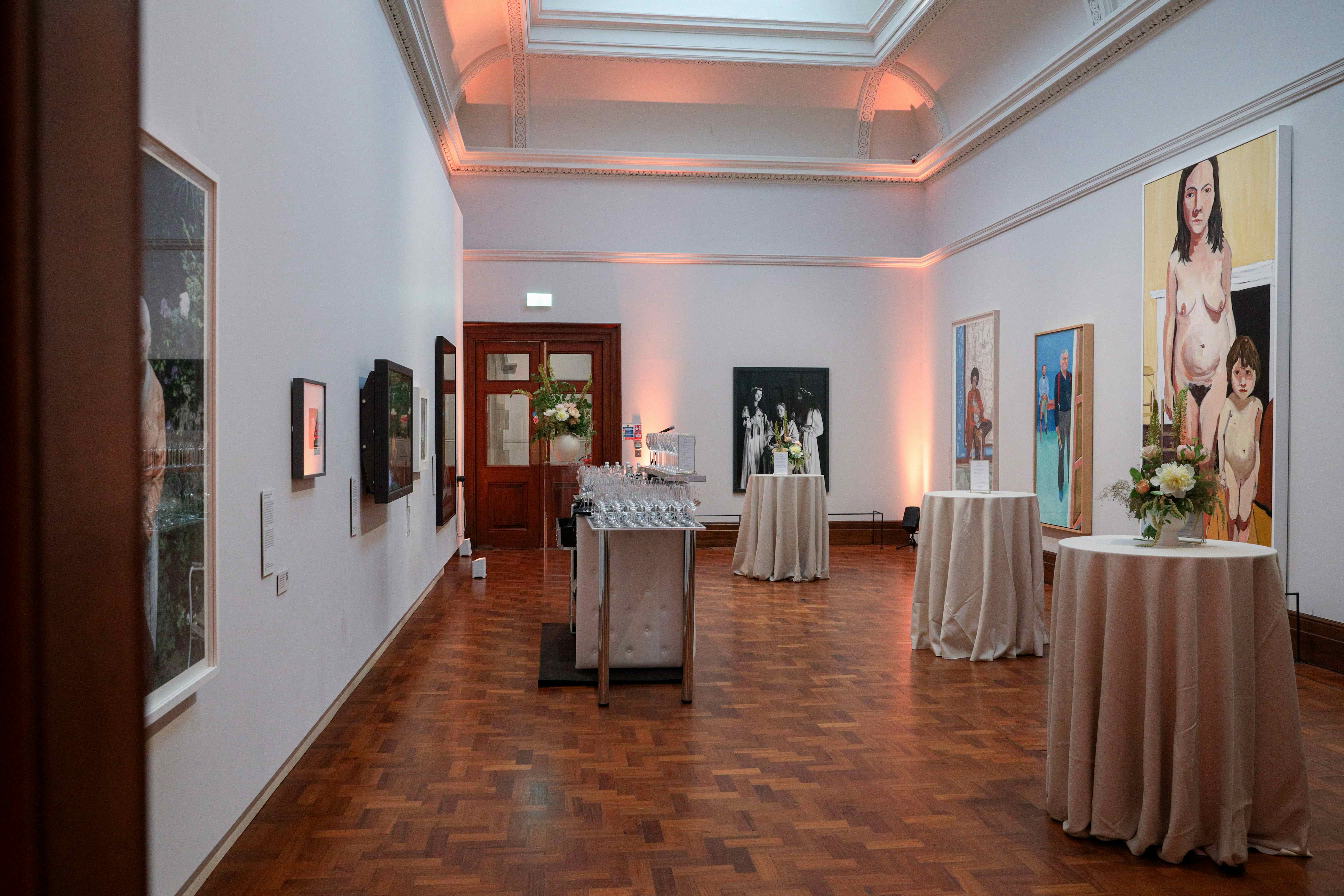 Contemporary Galleries 