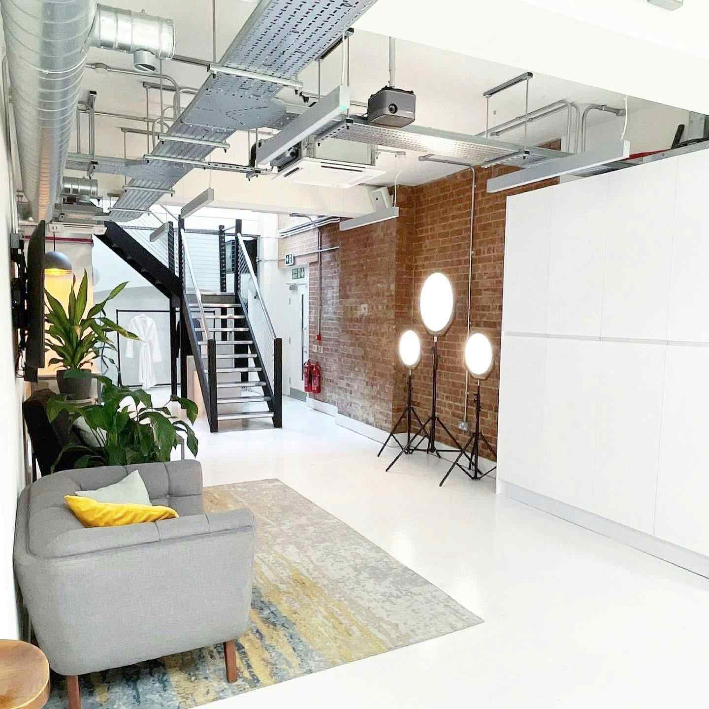 Photographic Studio  1