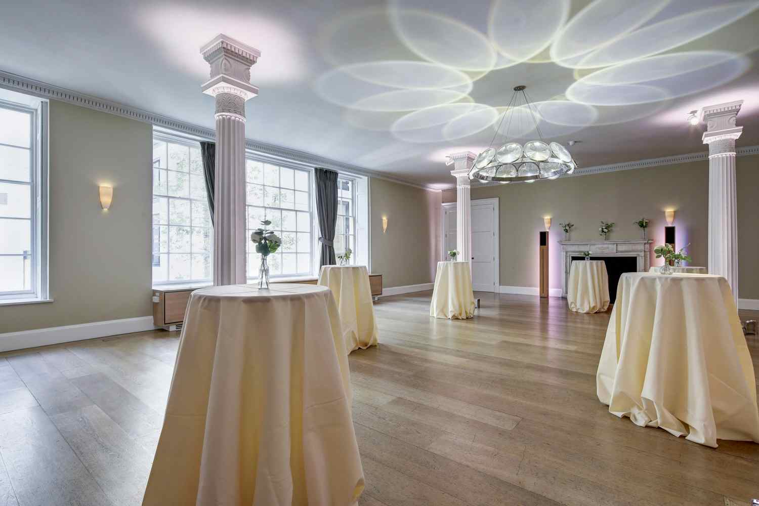 Benjamin Franklin Room 4