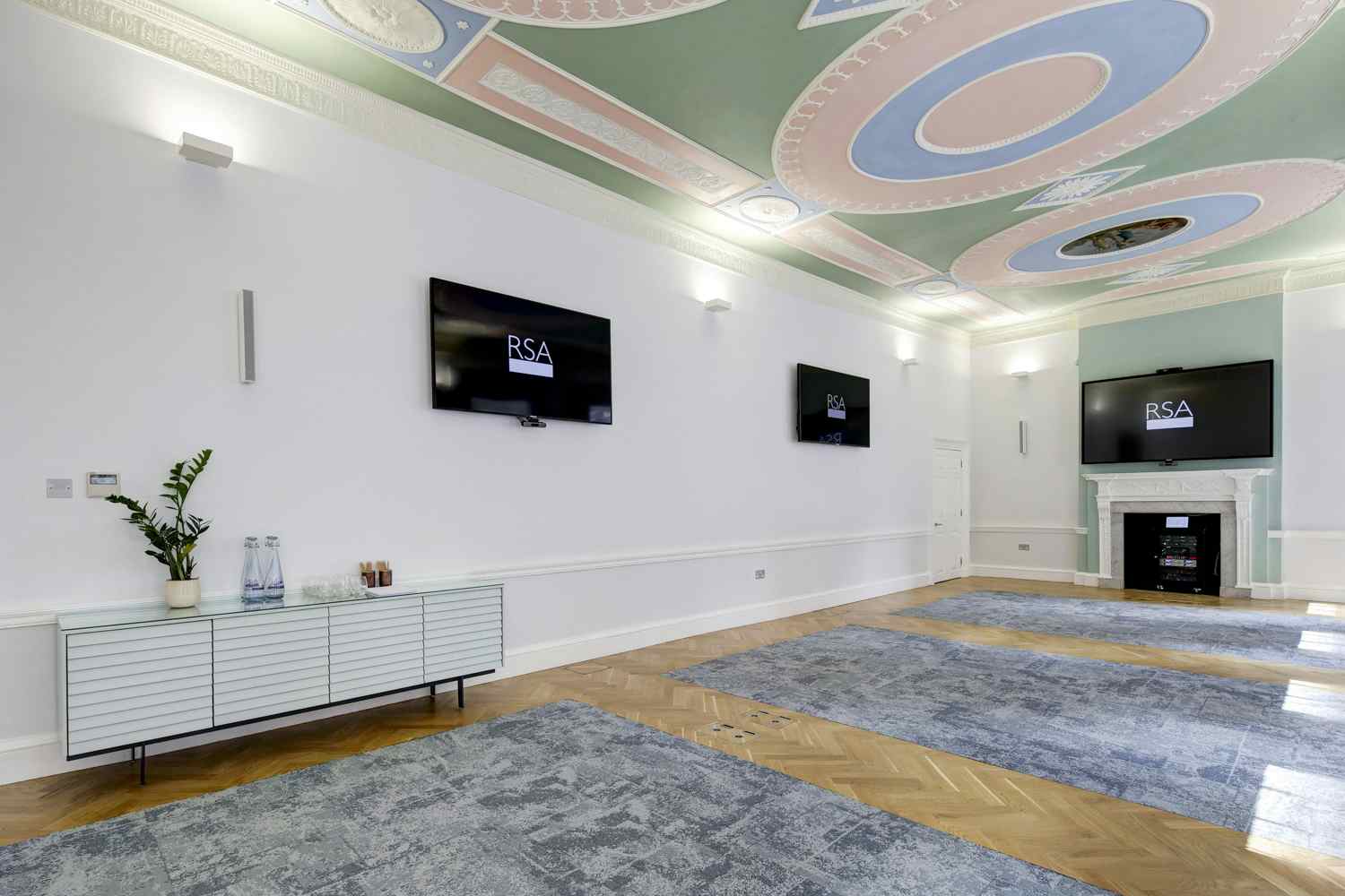 The Prince Philip Room 4