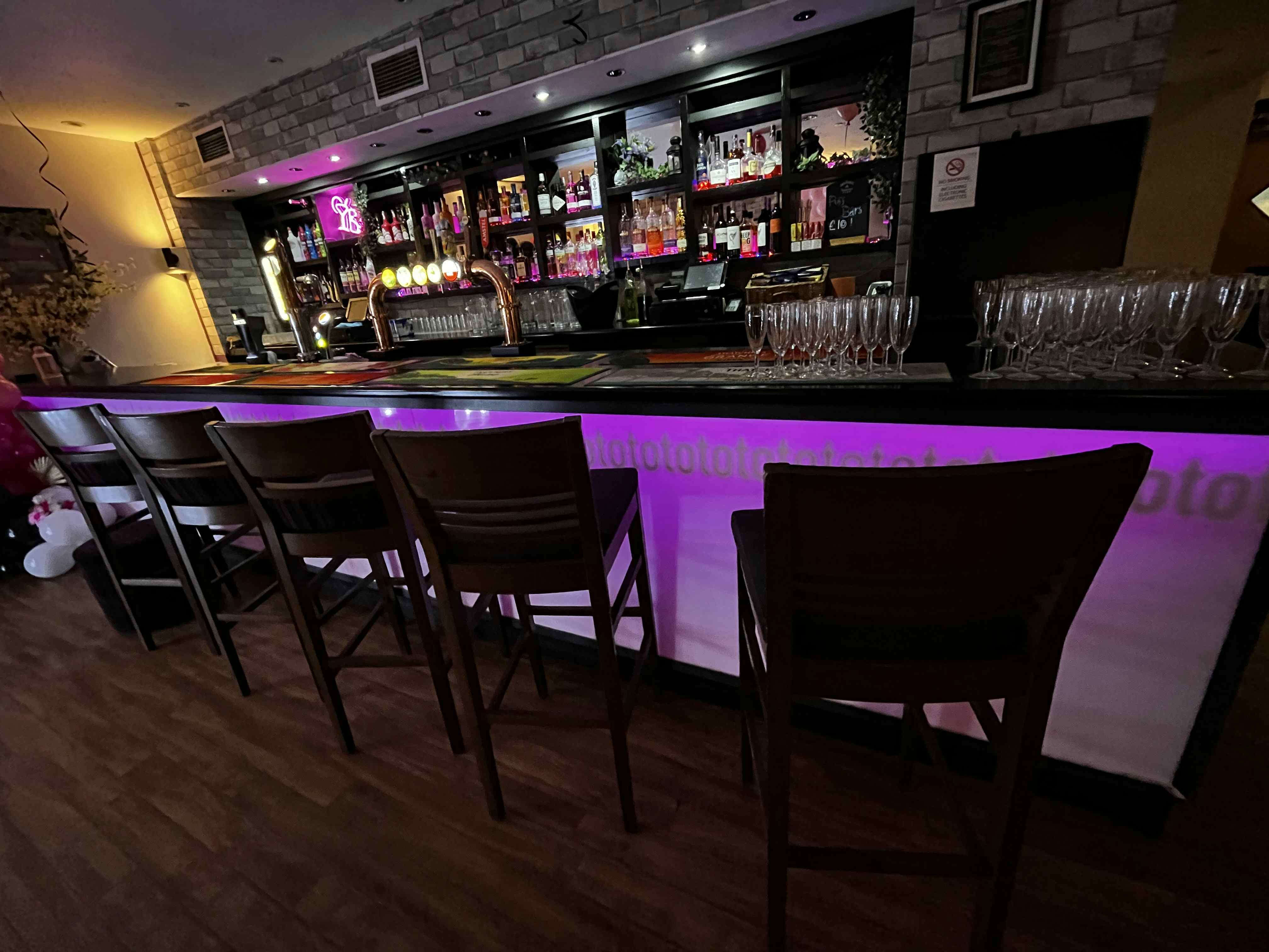 Private Lounge Bar 5