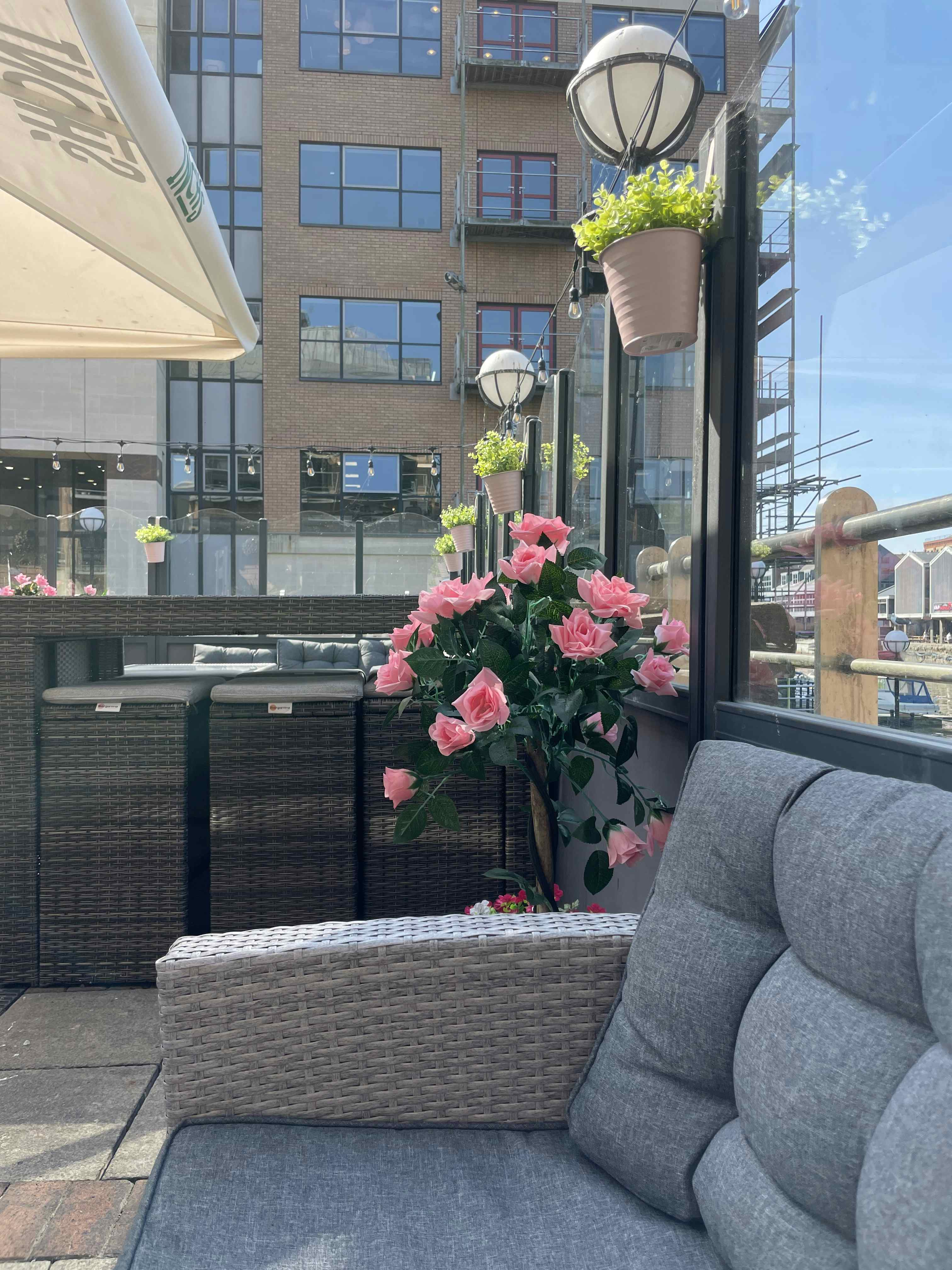 Private Lounge Bar 12