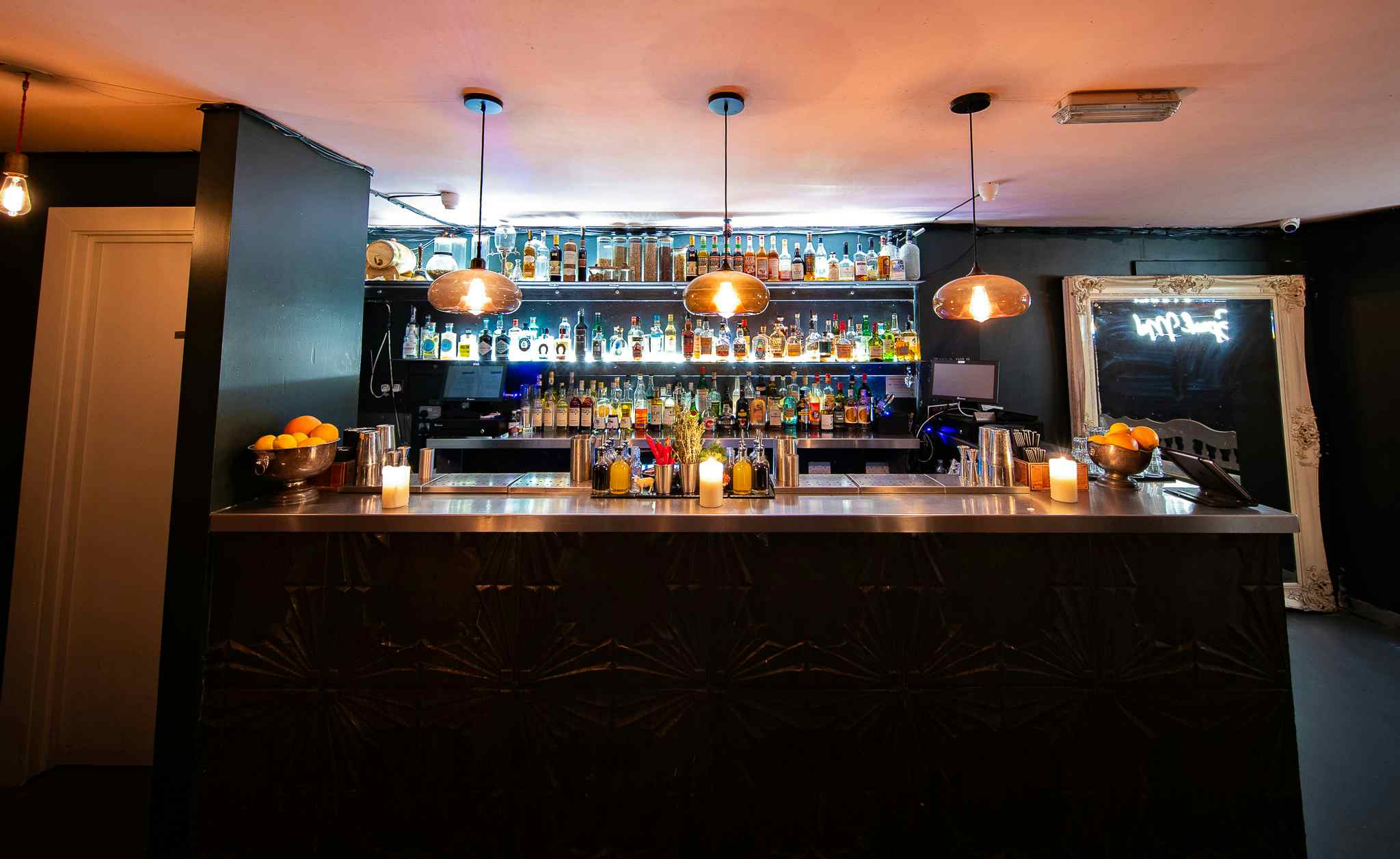 Room Through The Looking Glass 7