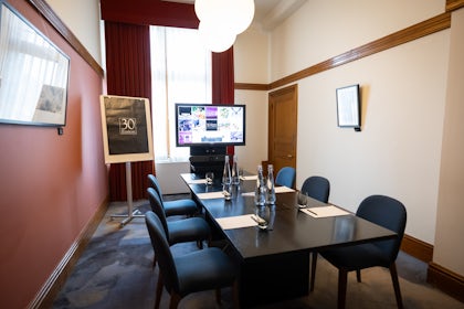 Beresford Pite, Heritage Room 5