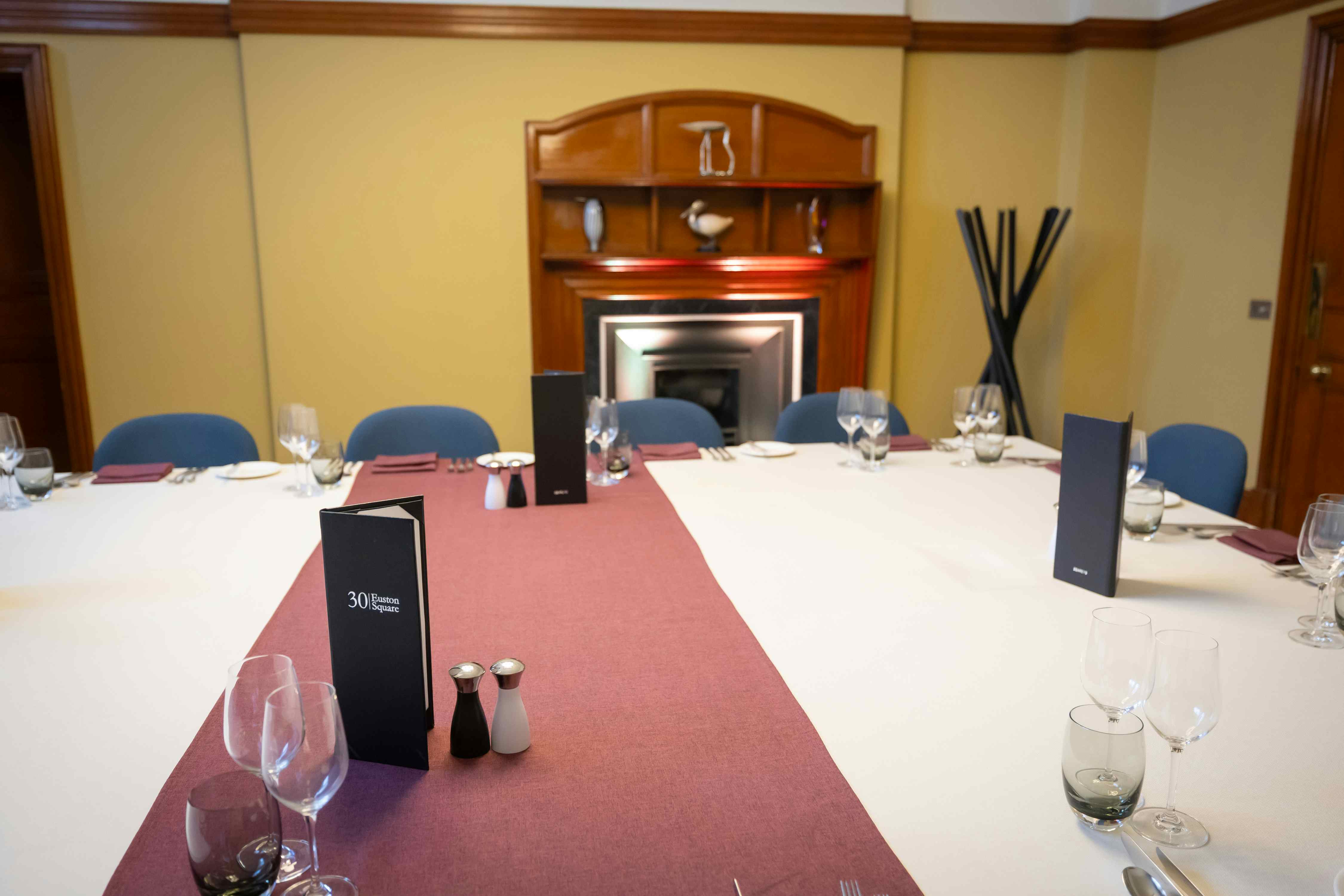 Ireland, Heritage Room 2