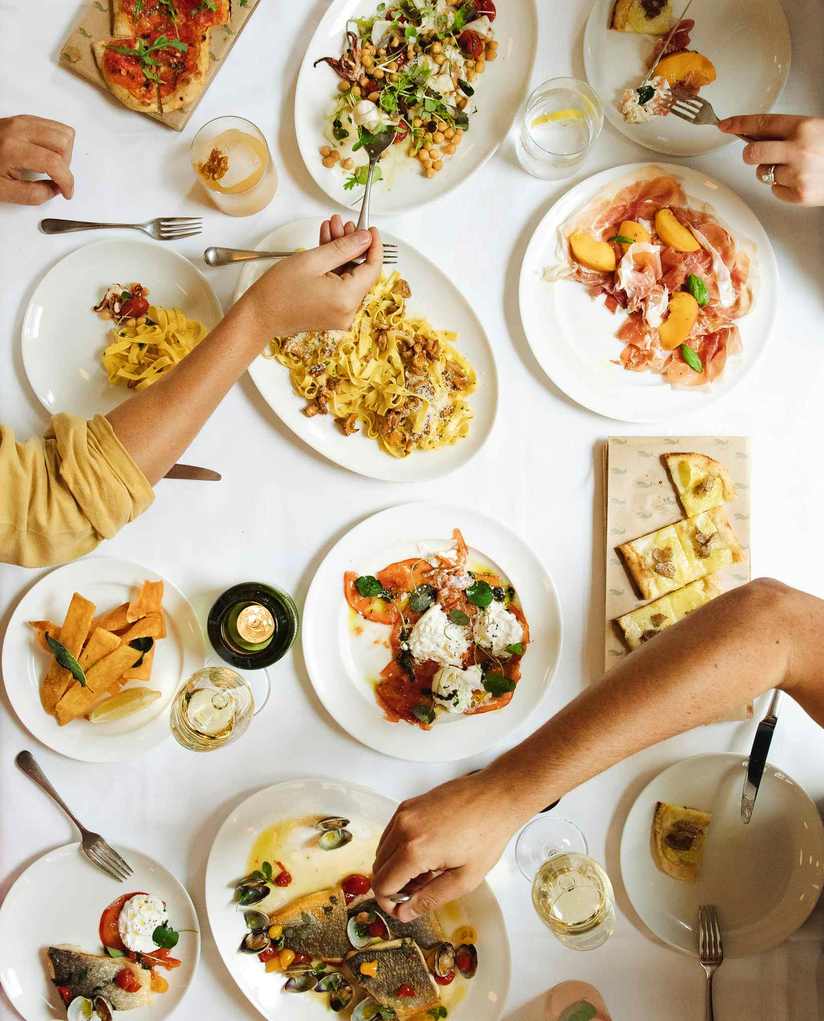 The Garden Room - Cocktail Bar & Private Dining Room  10