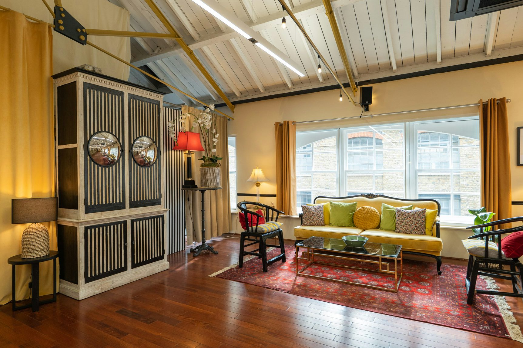 The New Victorian Loft 23