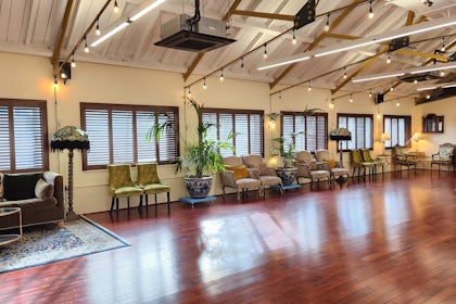 The New Victorian Loft 4