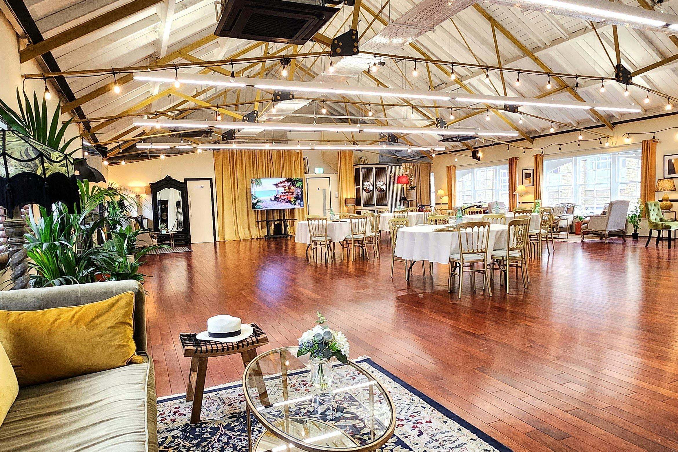 The New Victorian Loft 19