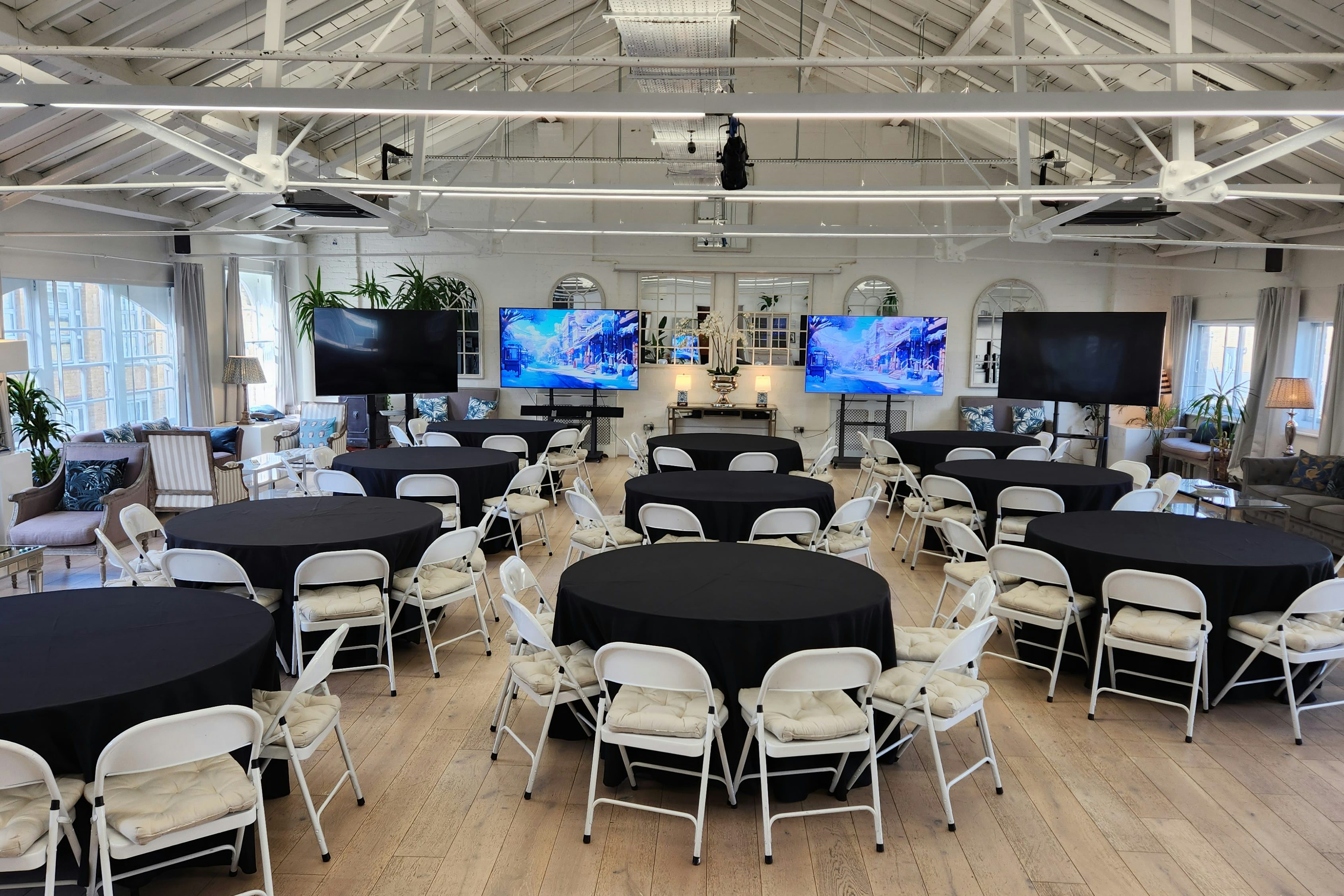 The New White Loft 37