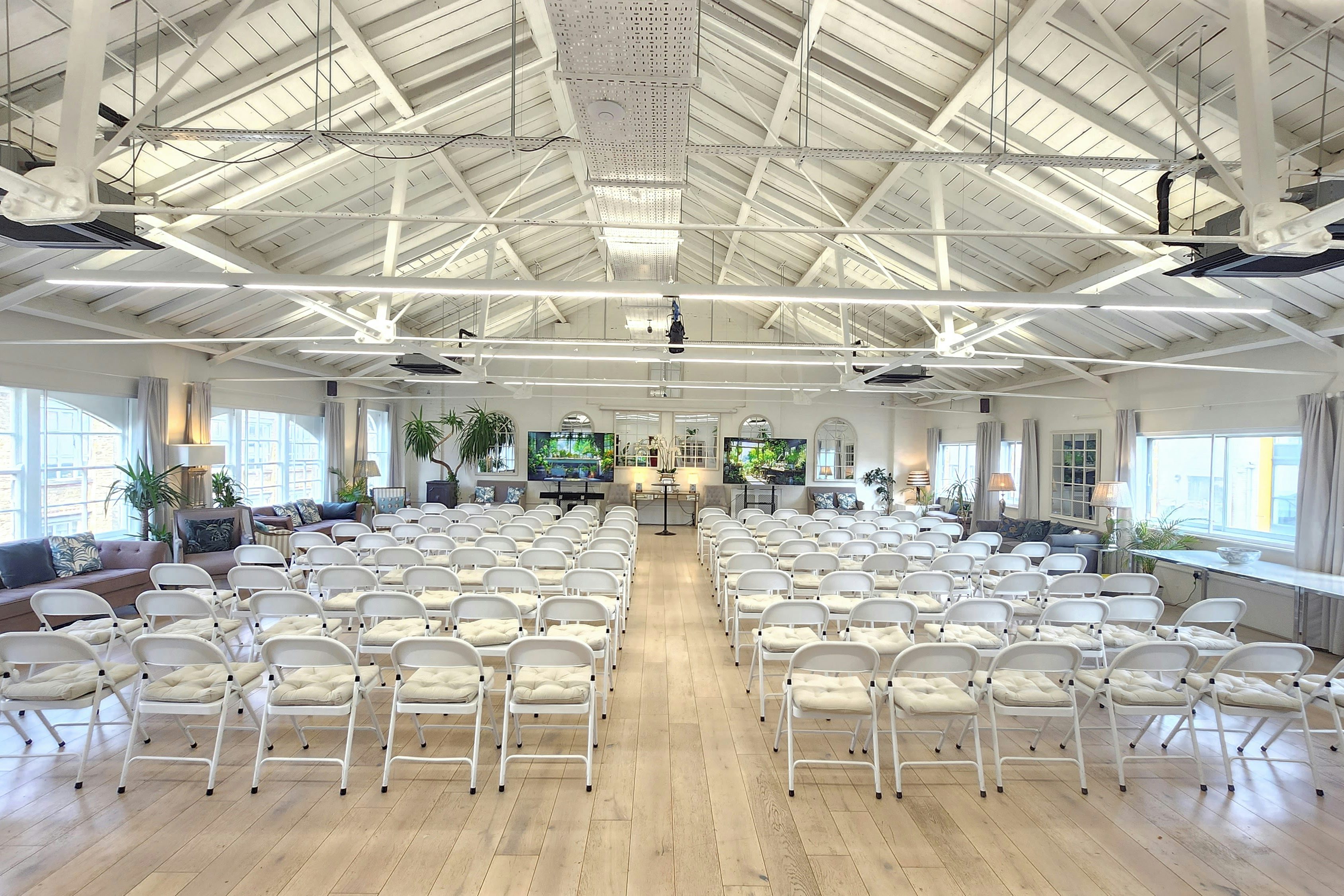 The New White Loft 38