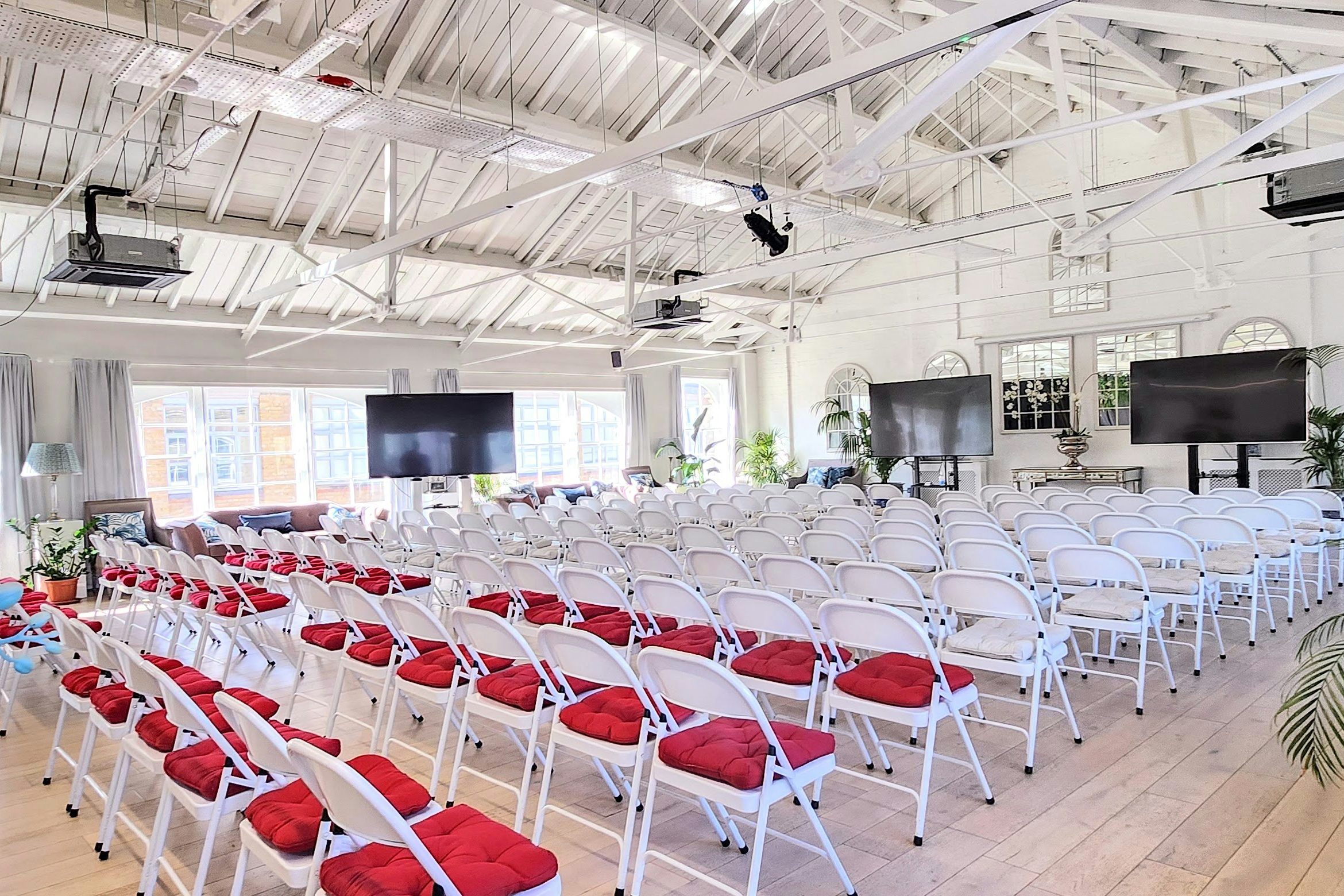 The New White Loft 11