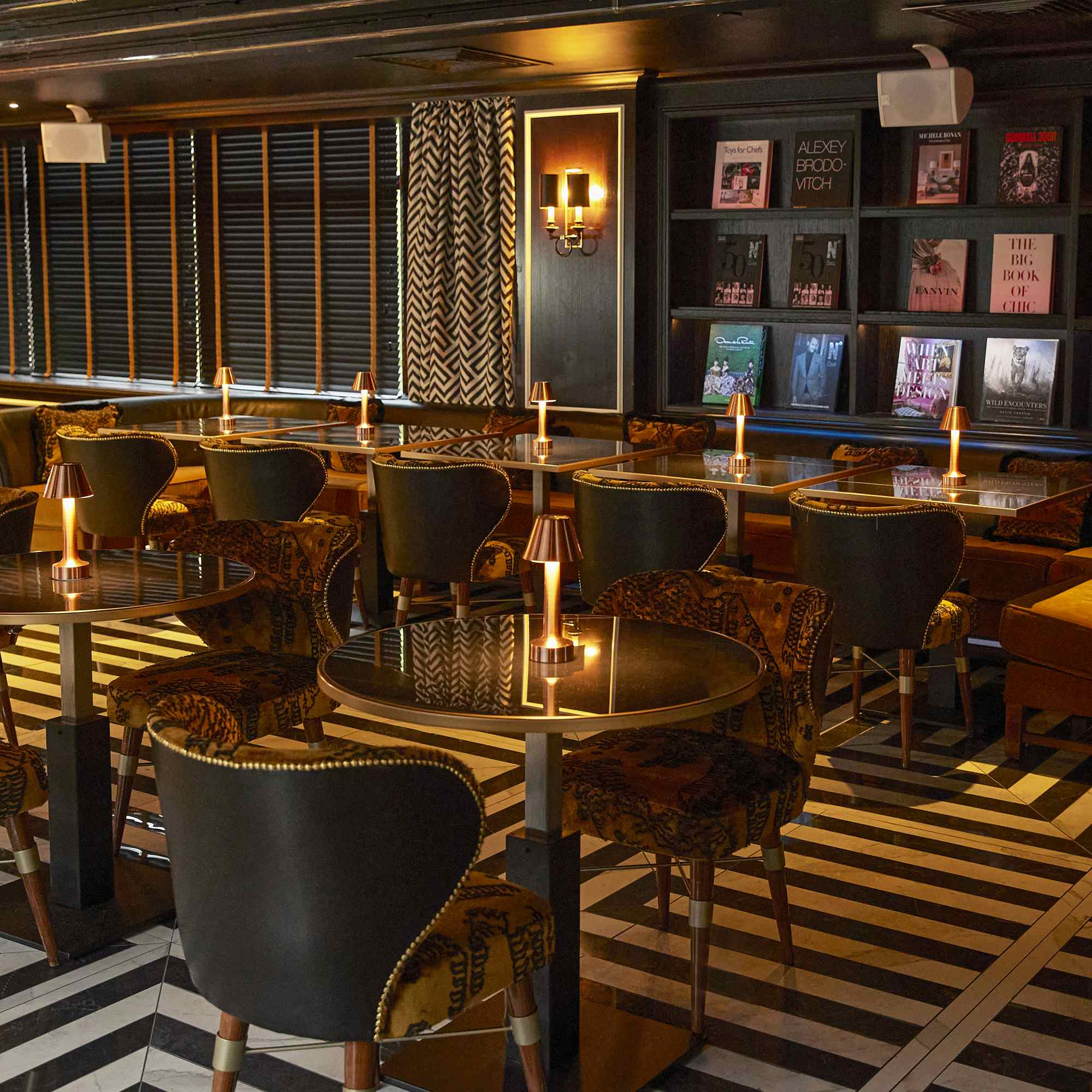 PRIVATE ROOM & LOUNGE BAR  - 2ND FLOOR 2