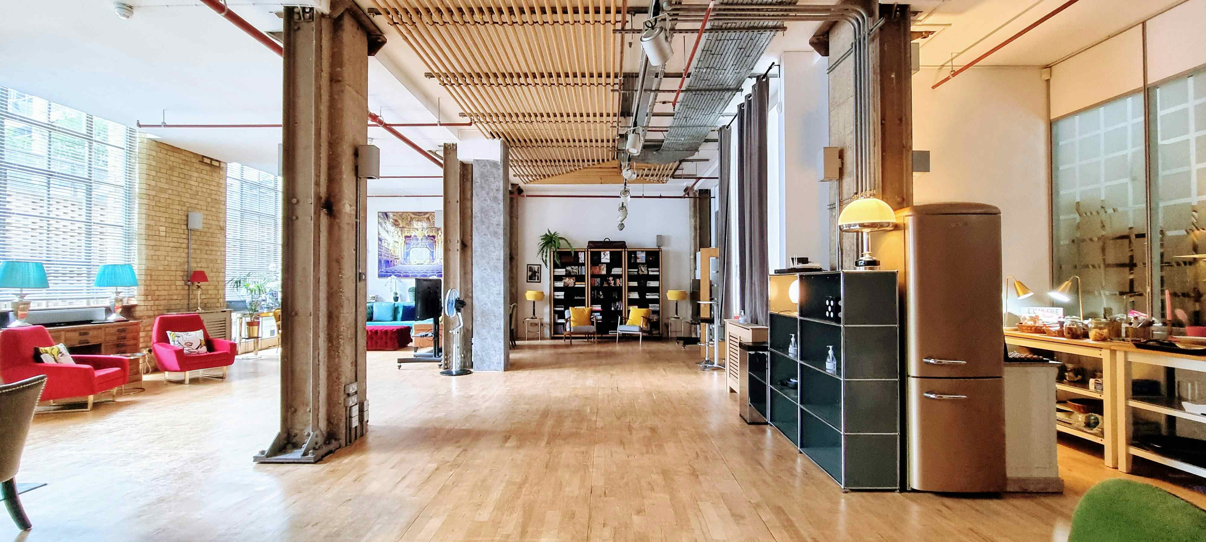 The New Yorker Gallery 23