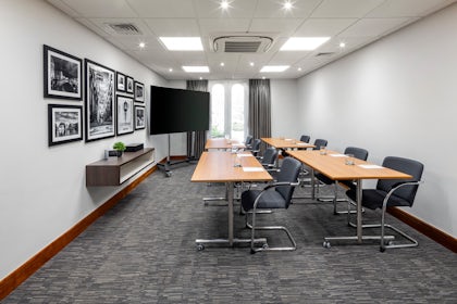 Garrick Suite 1