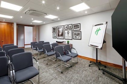 Garrick Suite 2