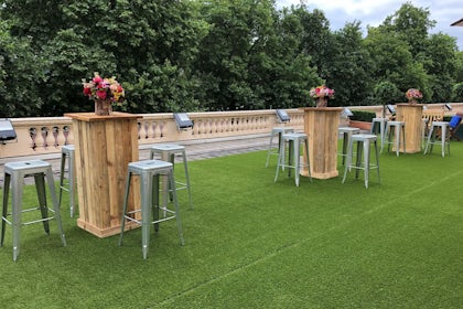 Terrace & Gardens 2