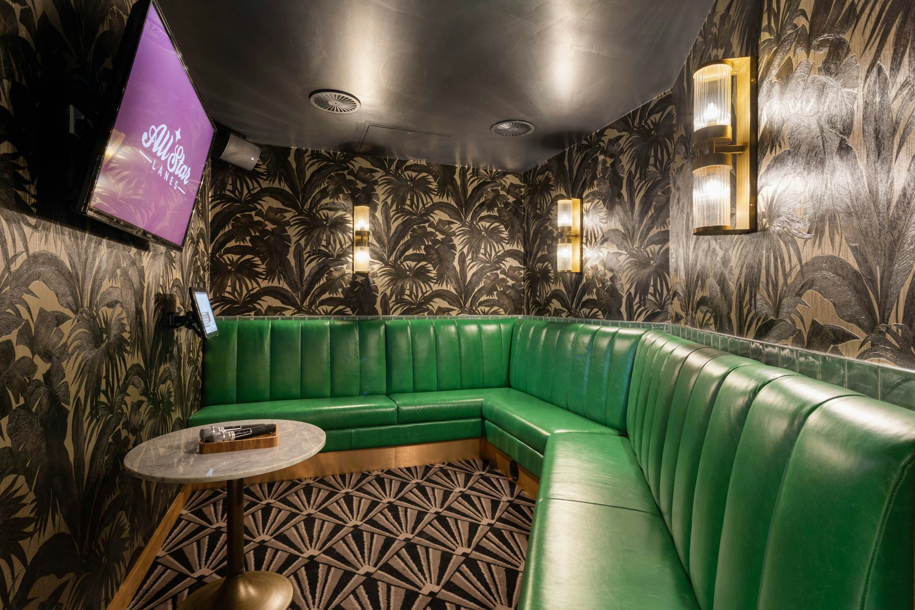 Main Hall Exclusive 2