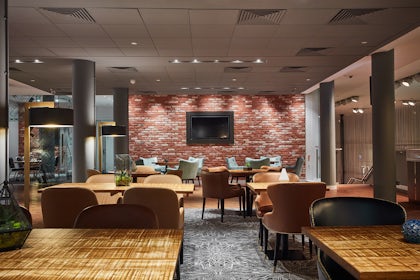Palaces Suite 7