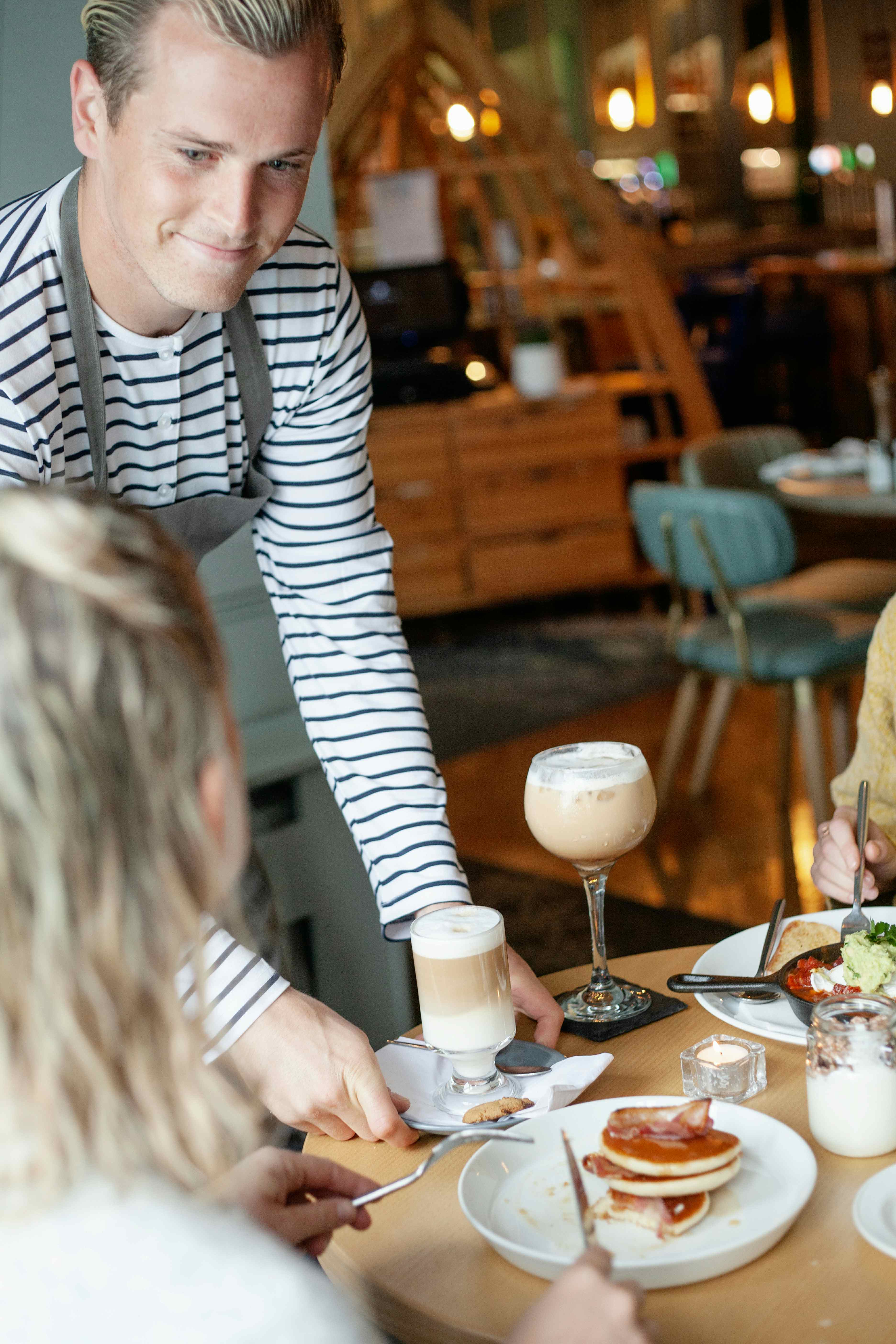 The Ocean Bar & Bistro 4