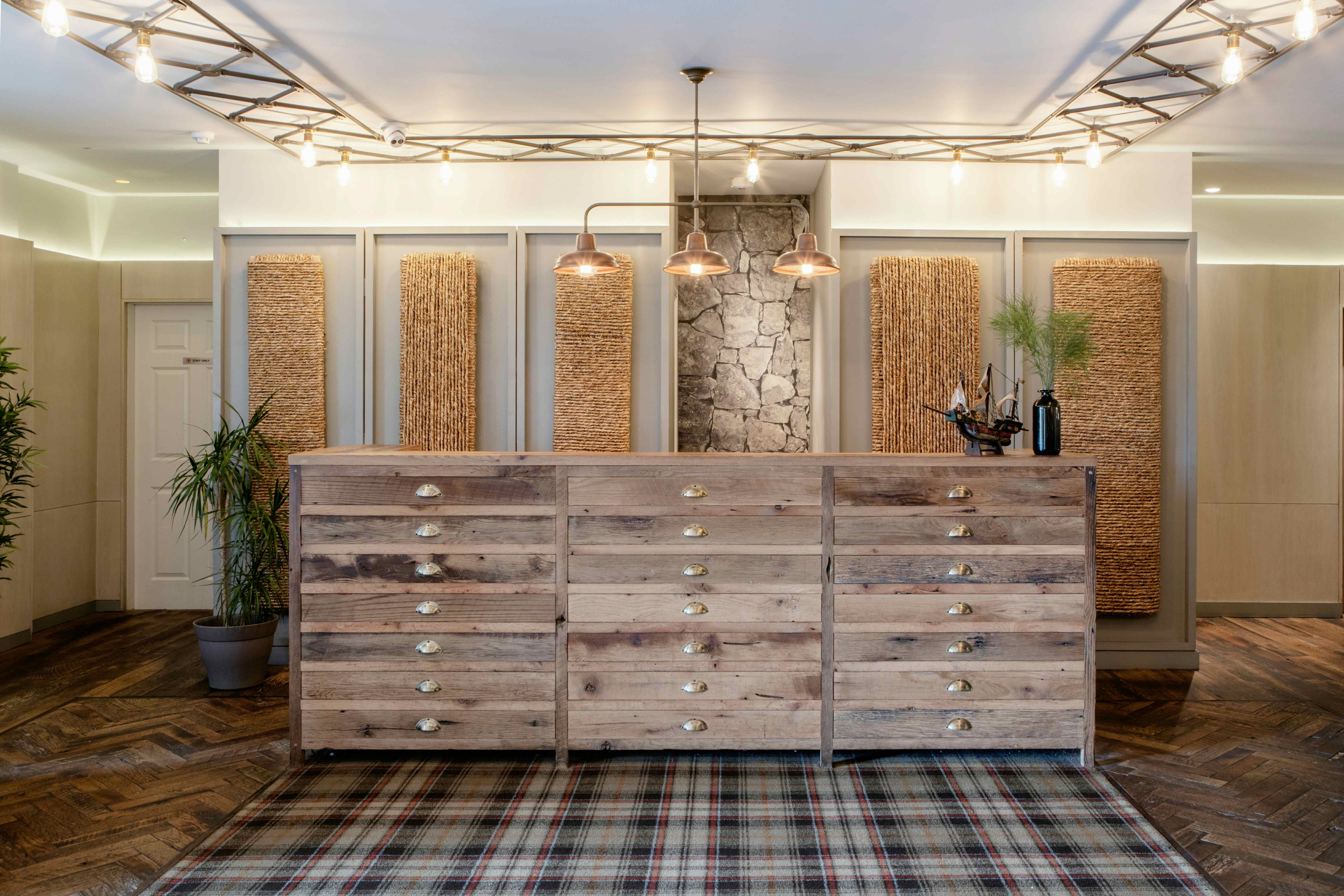 The Captains Room & Private Meeting Spaces 0