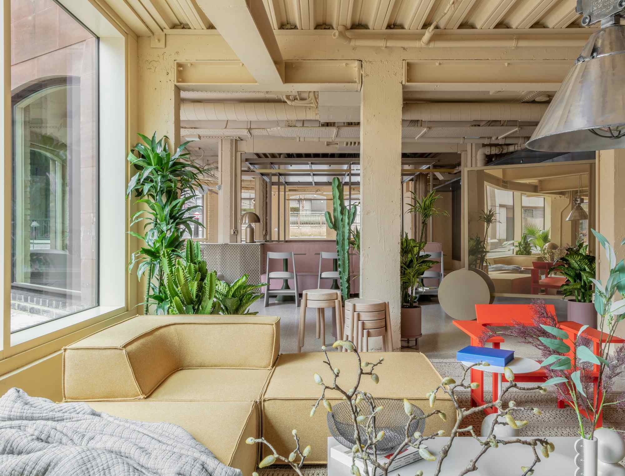 Co-working and meeting space 1