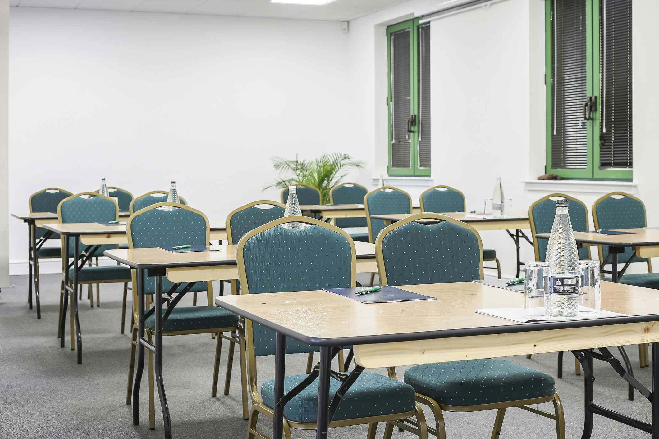 Premier Suites - Training Room 