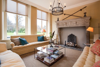 Reception room 1