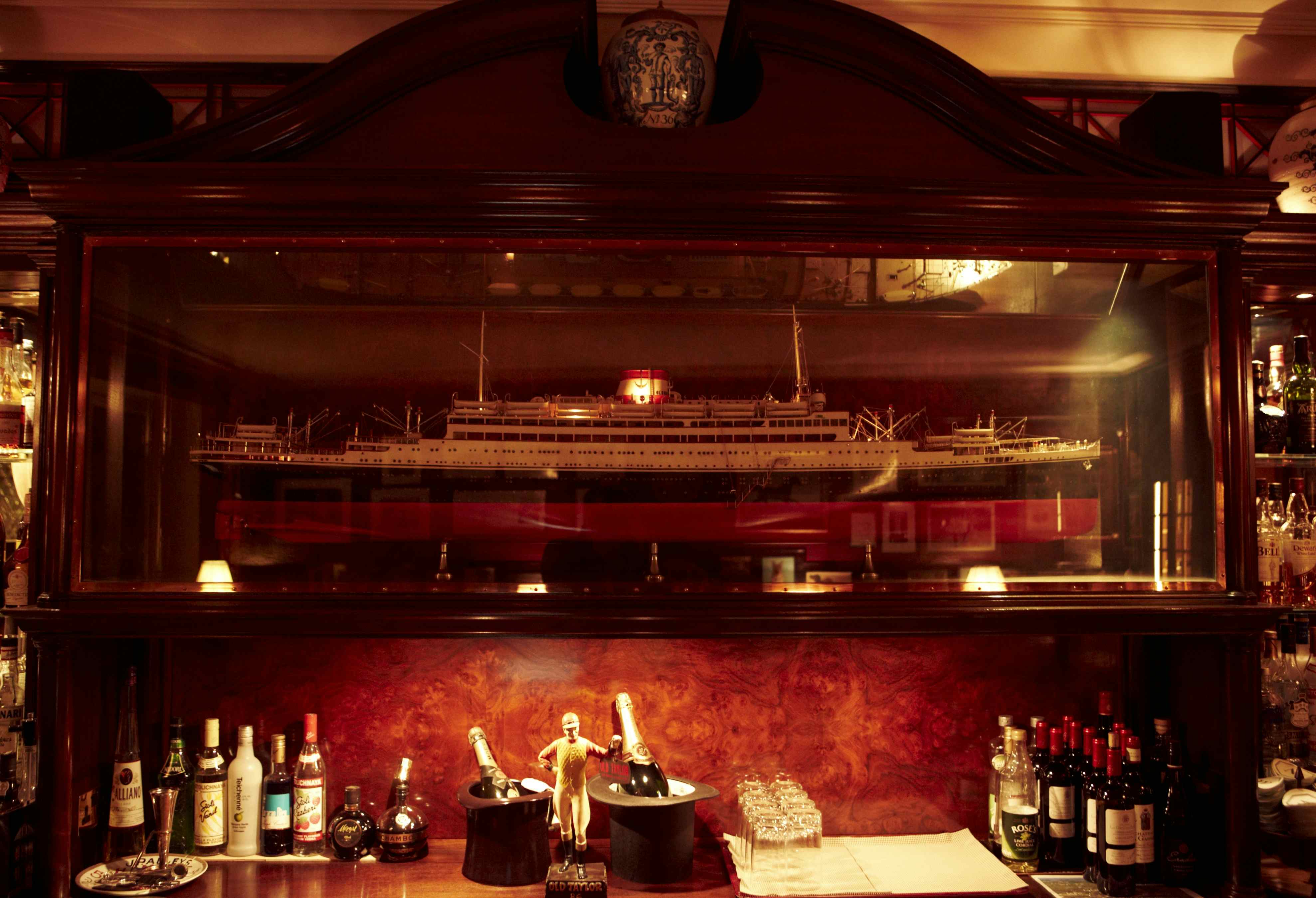 The Bar, The Walbrook Club