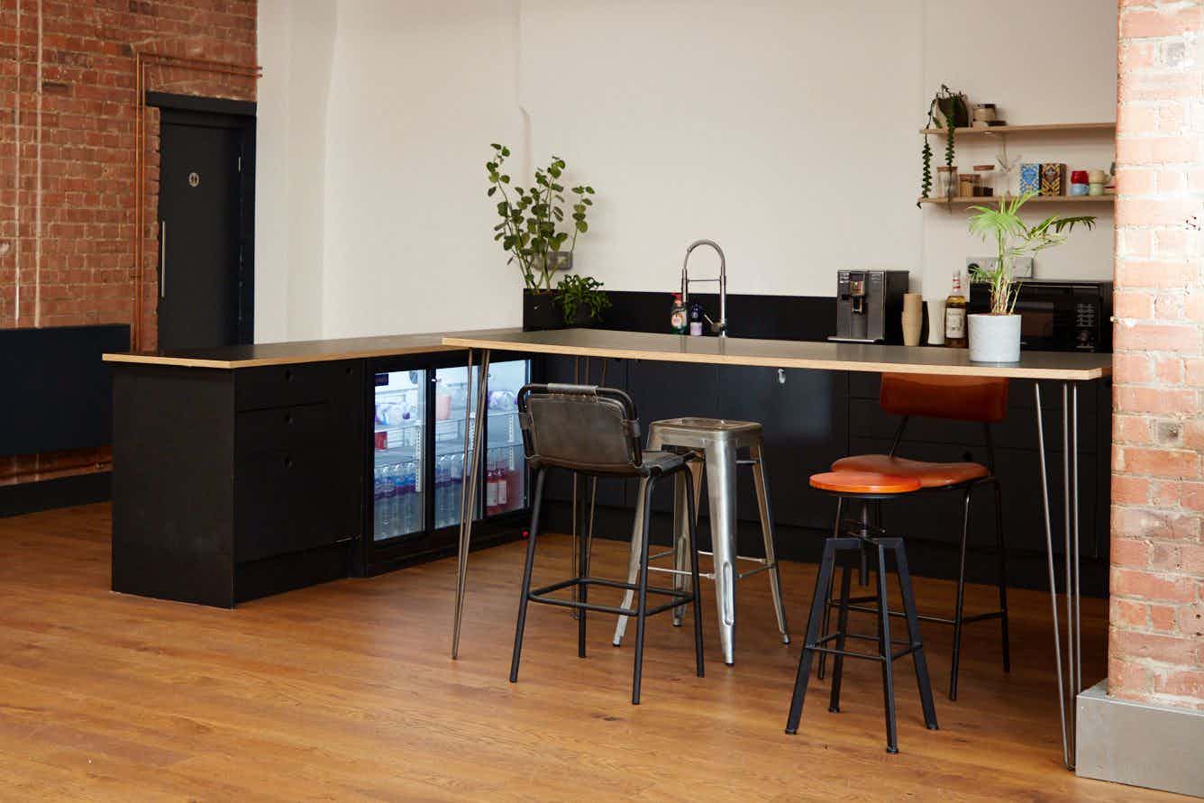 Ona. Studio - Central London Photo / Video Studio 14