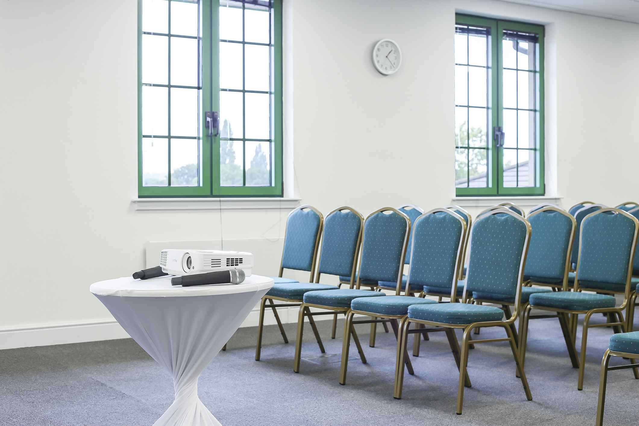 Premier Suites - Conference Room  2