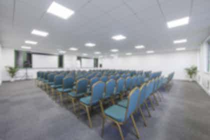Premier Suites - Conference Room  0