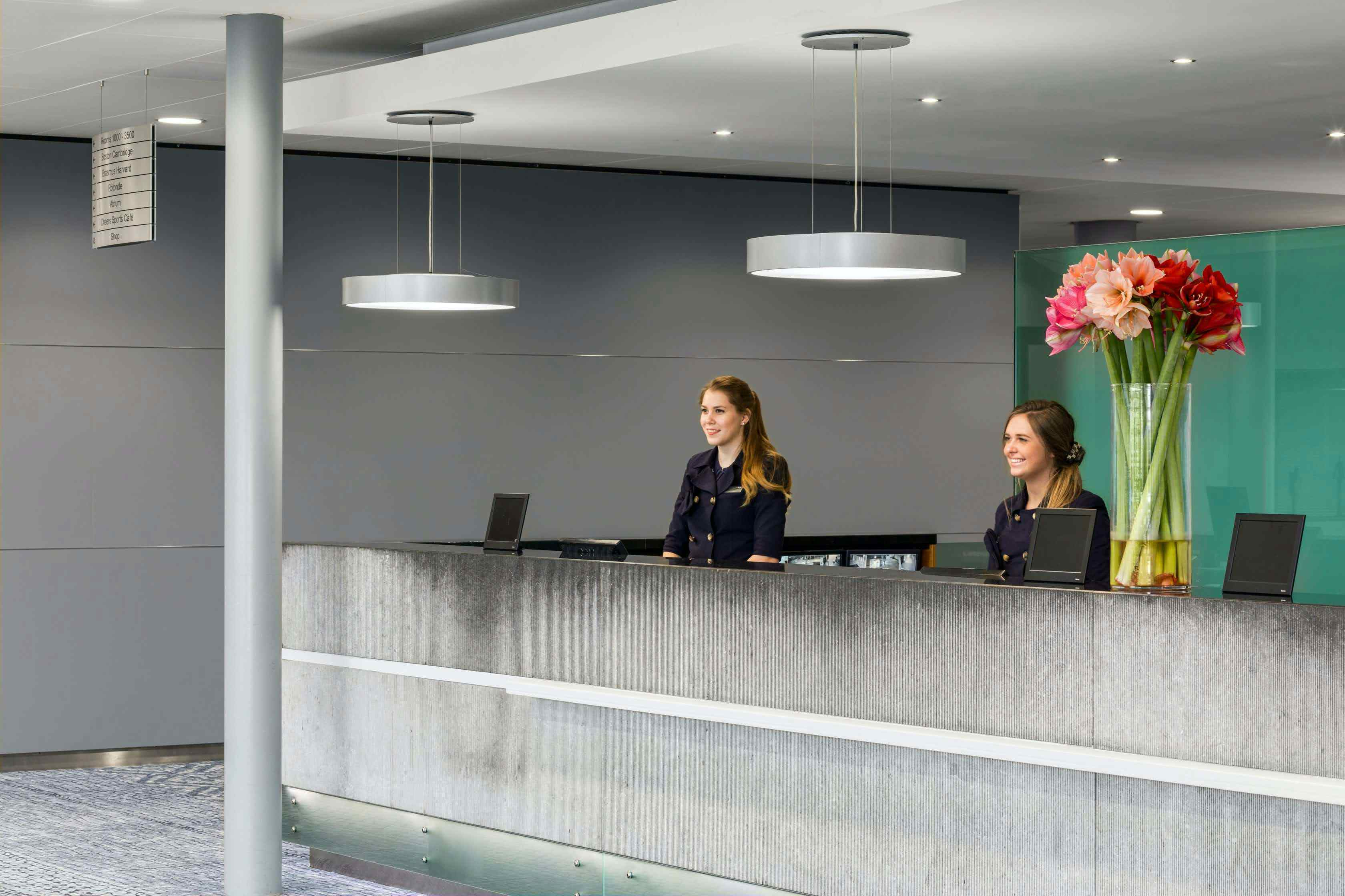 Meeting Rooms of 150m2 (5x available) 2