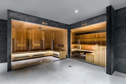 Meeting Rooms of 120m2 (5x available) 6