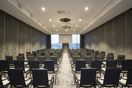 Zaal 2 / Waalsprong 2 2
