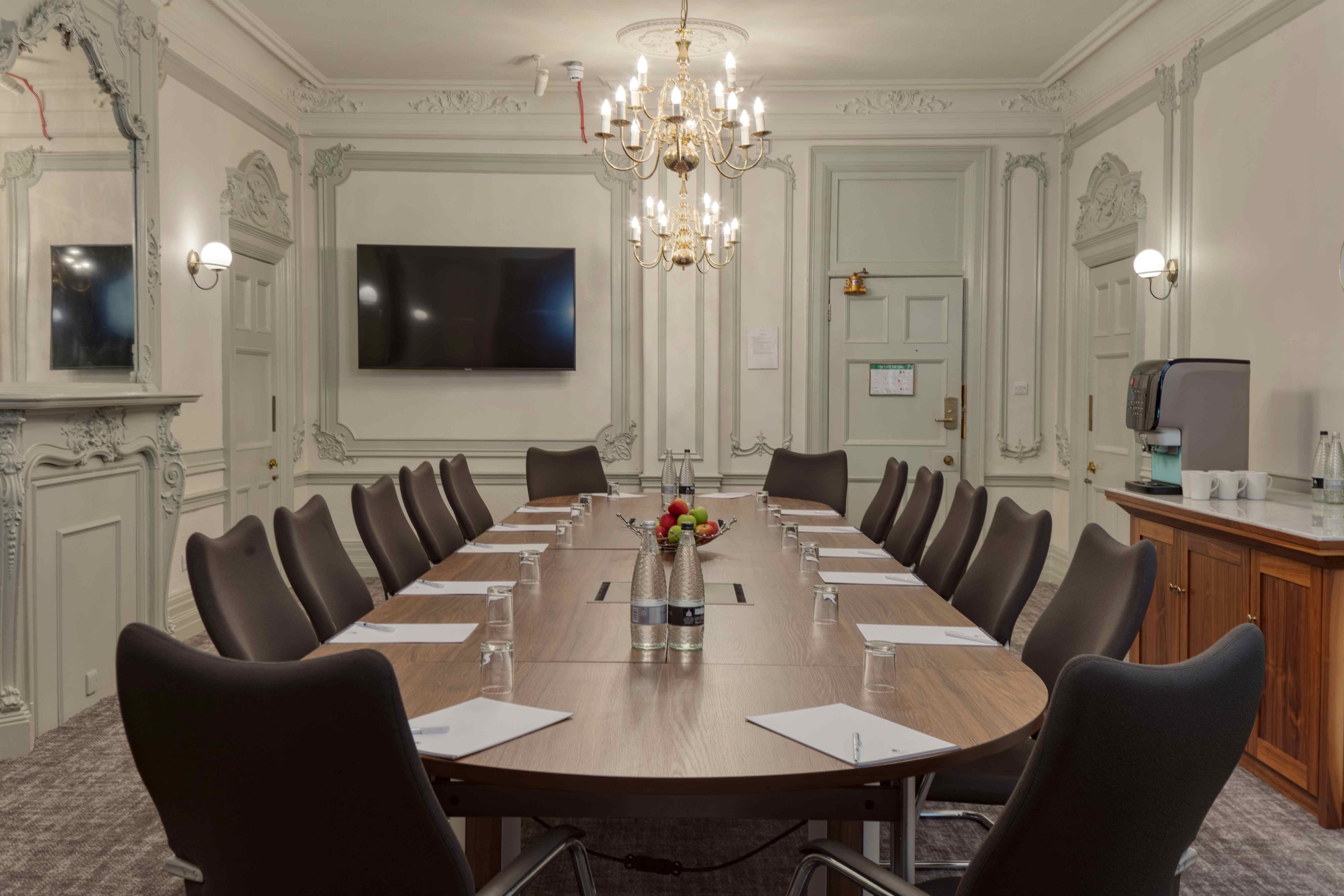 Royal Leamington Spa Suite