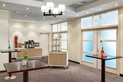 Salon 4 1