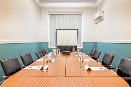 Derwent Suite 1