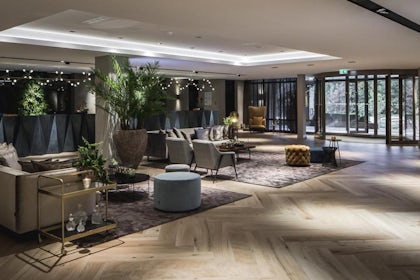 Ruby Room 1