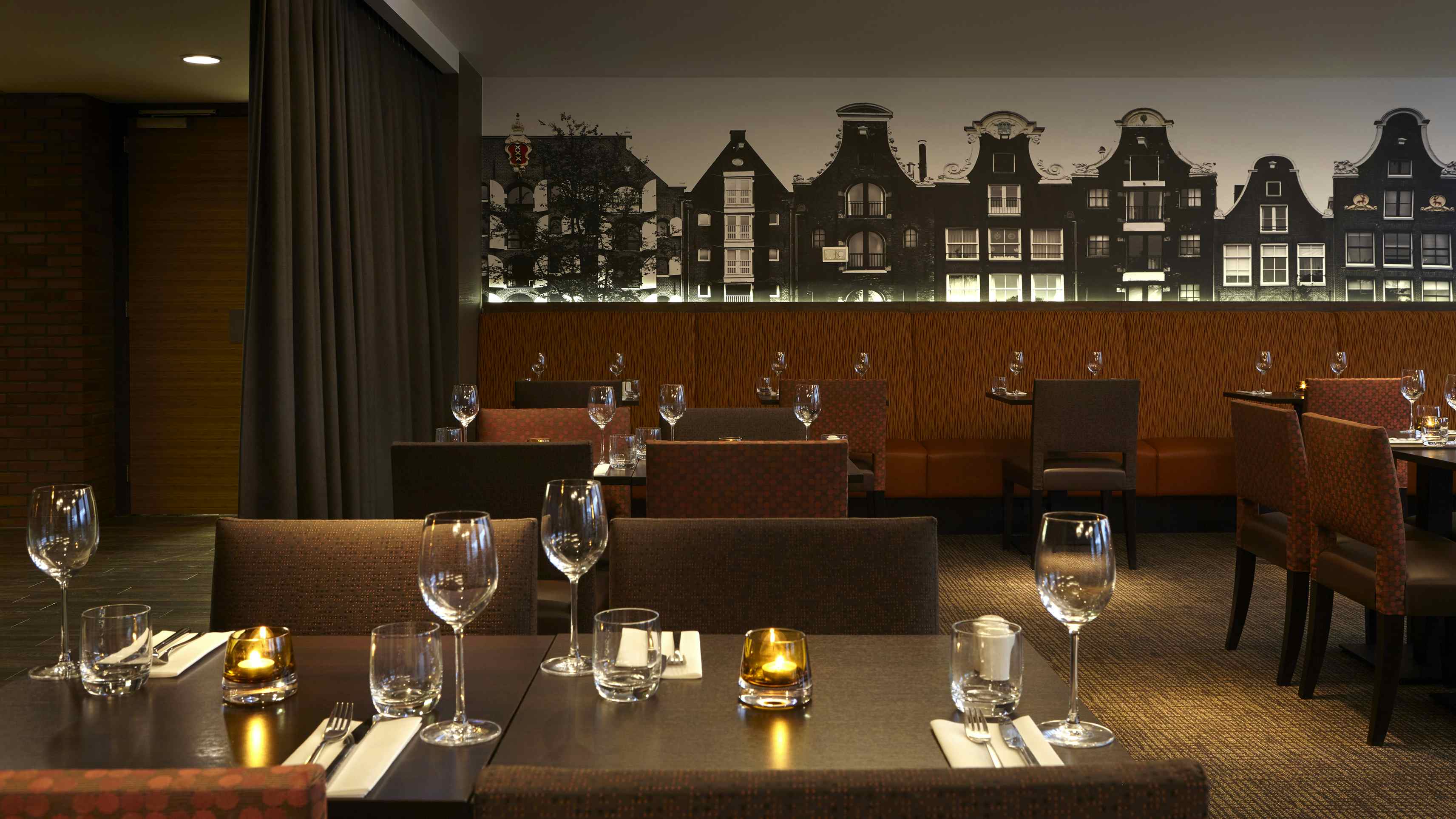 Restaurant and Lounge