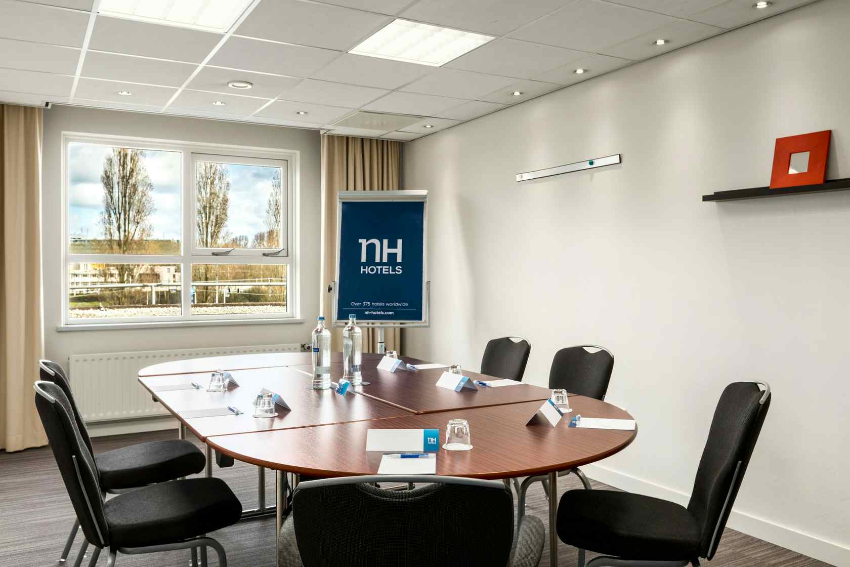 Hyacinth Boardroom 0