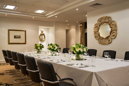 Thames Suite 2