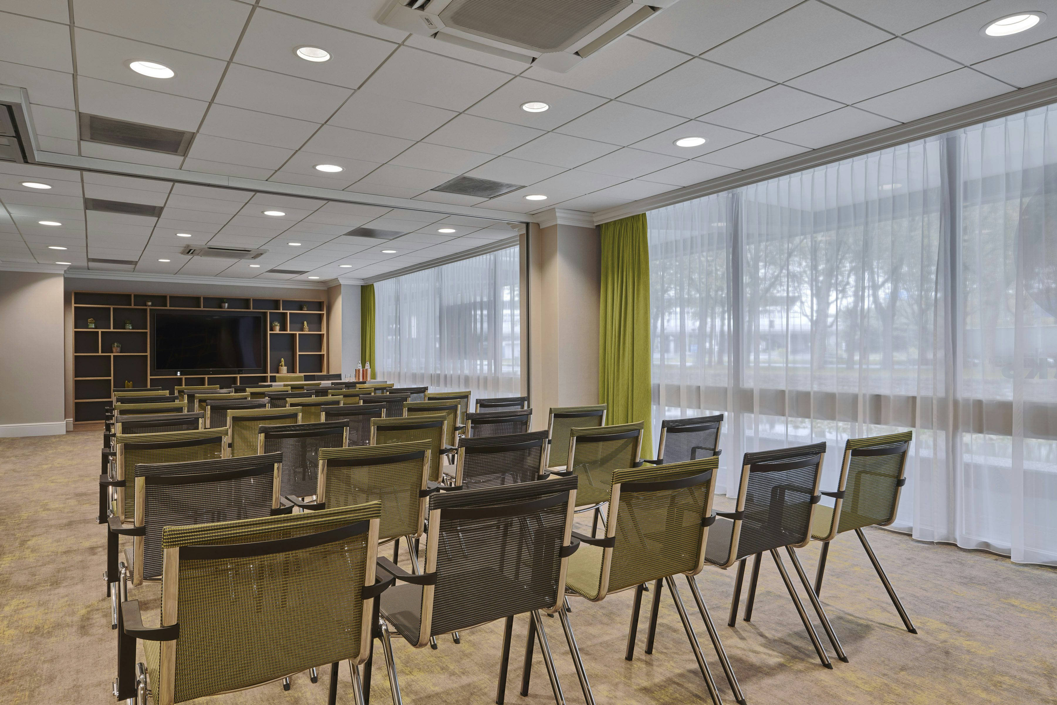 Colombus Livingstone 0