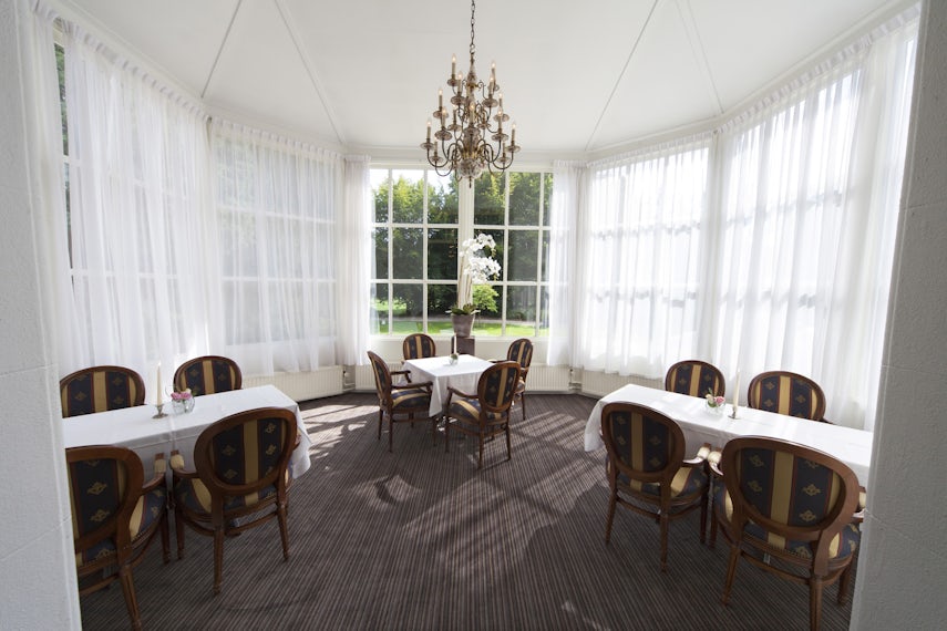 Serrezaal 0