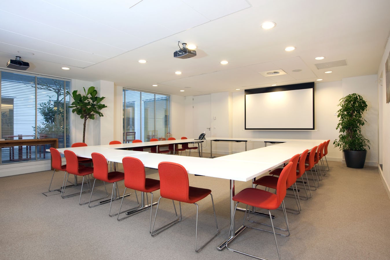 Meeting room 4-5 0