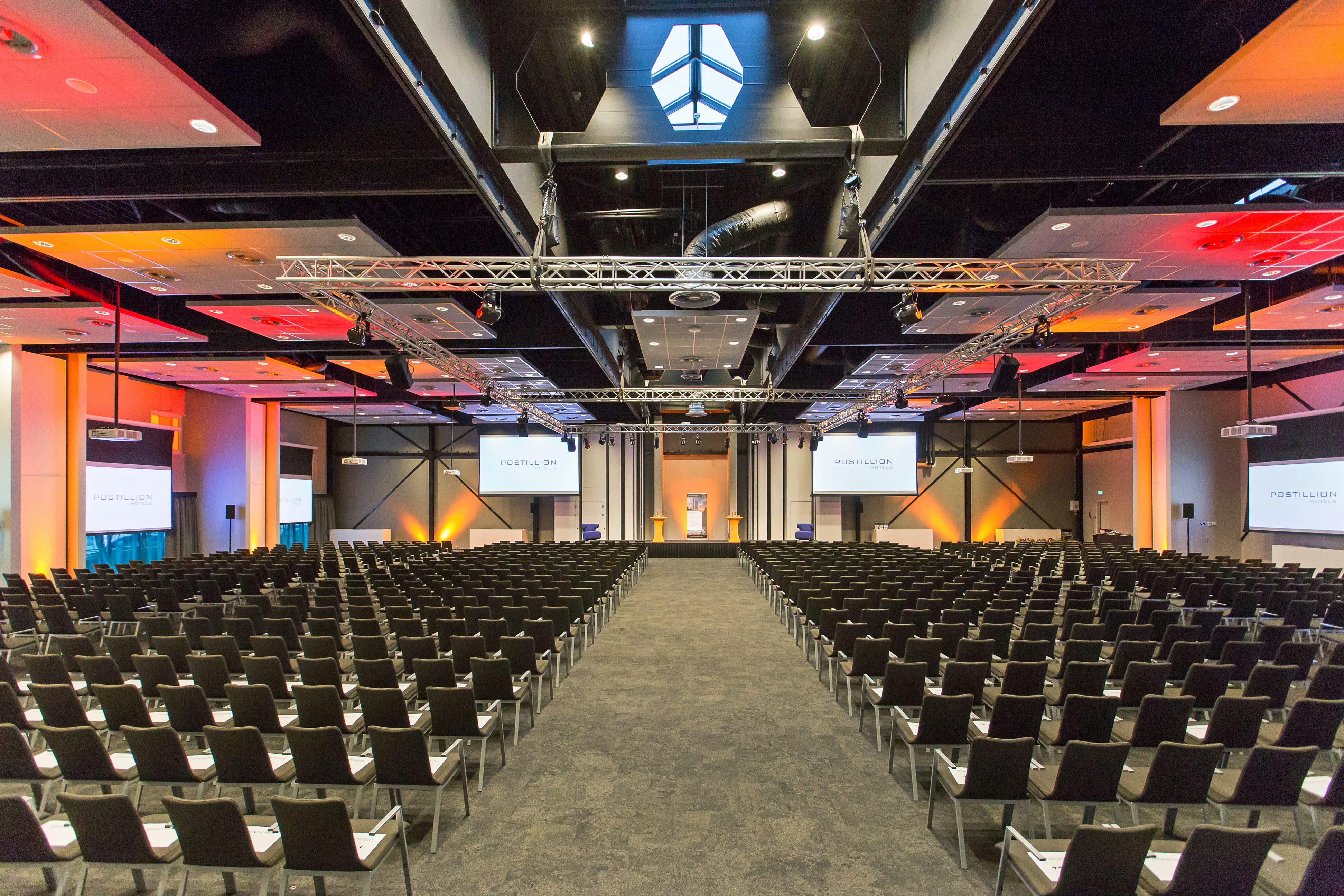 Meeting room 1/8 inc. corridor 0