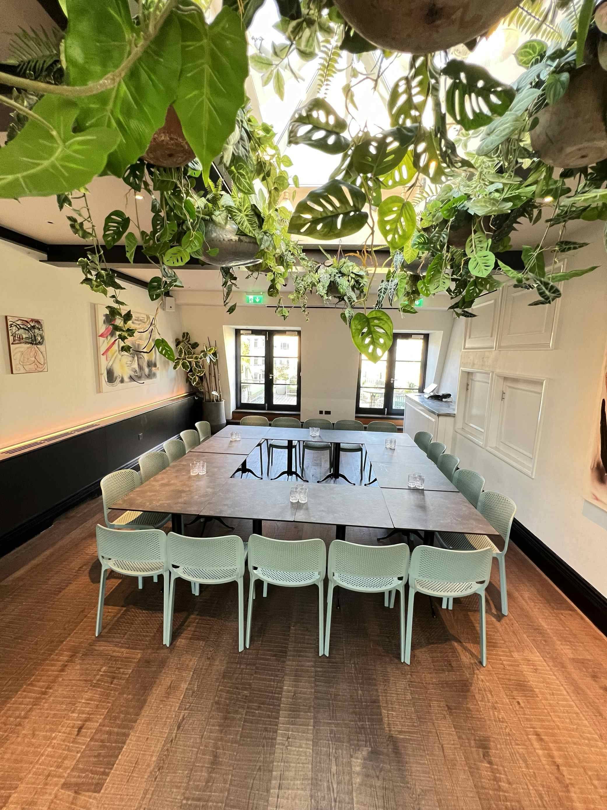 Penthouse & terrace 9