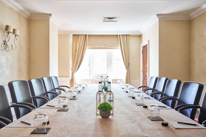 The London Room 1